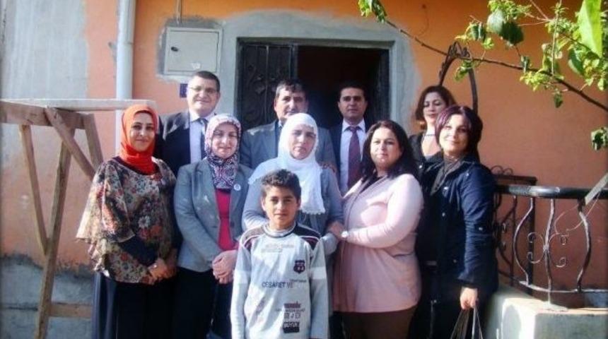 Yenişehirli G&ouml;n&uuml;l El&ccedil;ilerinden &Ouml;ks&uuml;z Ve Yetim &Ccedil;ocuklara Destek