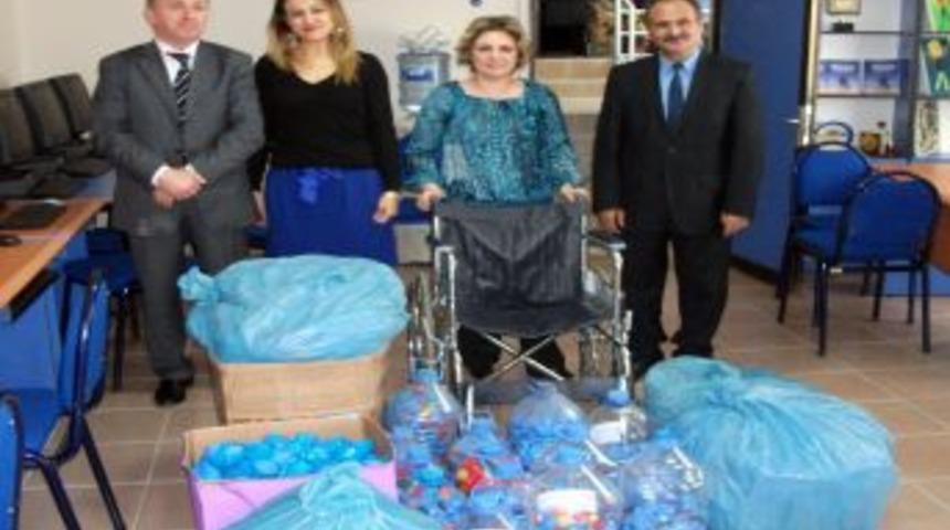 Cafer Yener'li &Ouml;ğrenci Ve Velilerinden Duyarlı Davranış