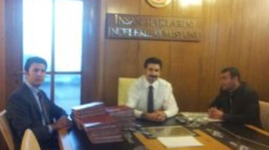 &Ouml;ld&uuml;r&uuml;len Askerin Kardeşi Tbmm İnsan Hakları İnceleme Komisyonu Başkanı İle G&ouml;r&uuml;şt&uuml;