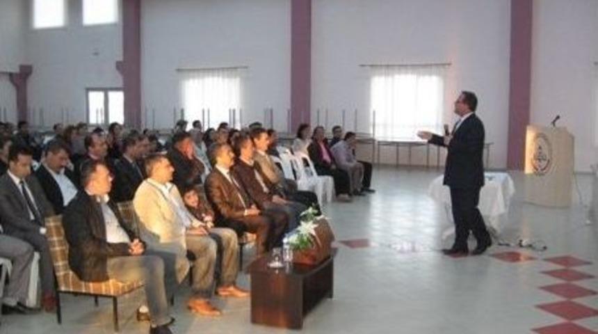 G&ouml;me&ccedil;&rsquo;te &Ouml;ğrenci Ve &Ouml;ğretmenlere Motivasyon Semineri