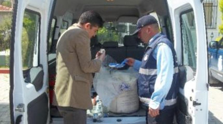 A&ccedil;ıkta Gıda Satışına Zabıtadan Ge&ccedil;it Yok