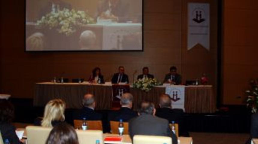 'Anlaşmazlıkların &Ccedil;&ouml;z&uuml;m&uuml; I&ccedil;in İzmir'den Kapı Aralandı'