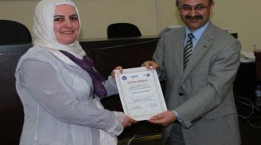 ETKİNDER&rsquo;in Girişimcilik Kursunu Tamamlayan Bayanlara Sertifika