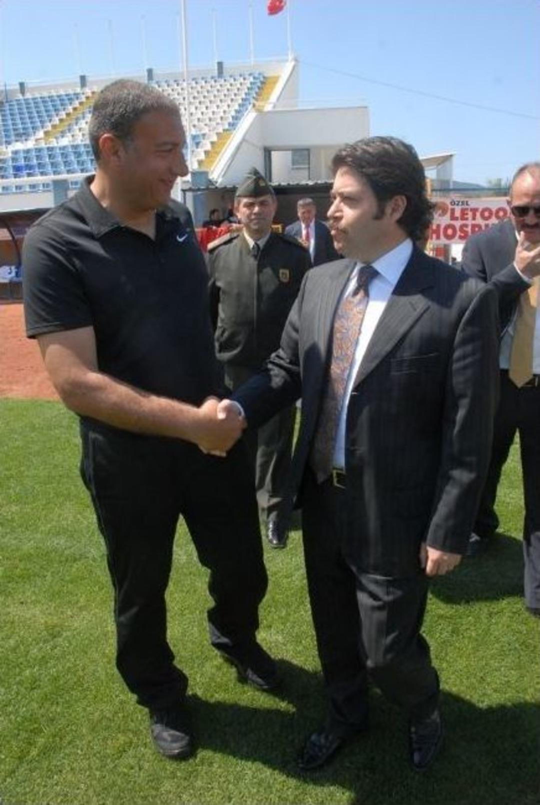 Vali Fatih Şahin Ağları Havalandırdı