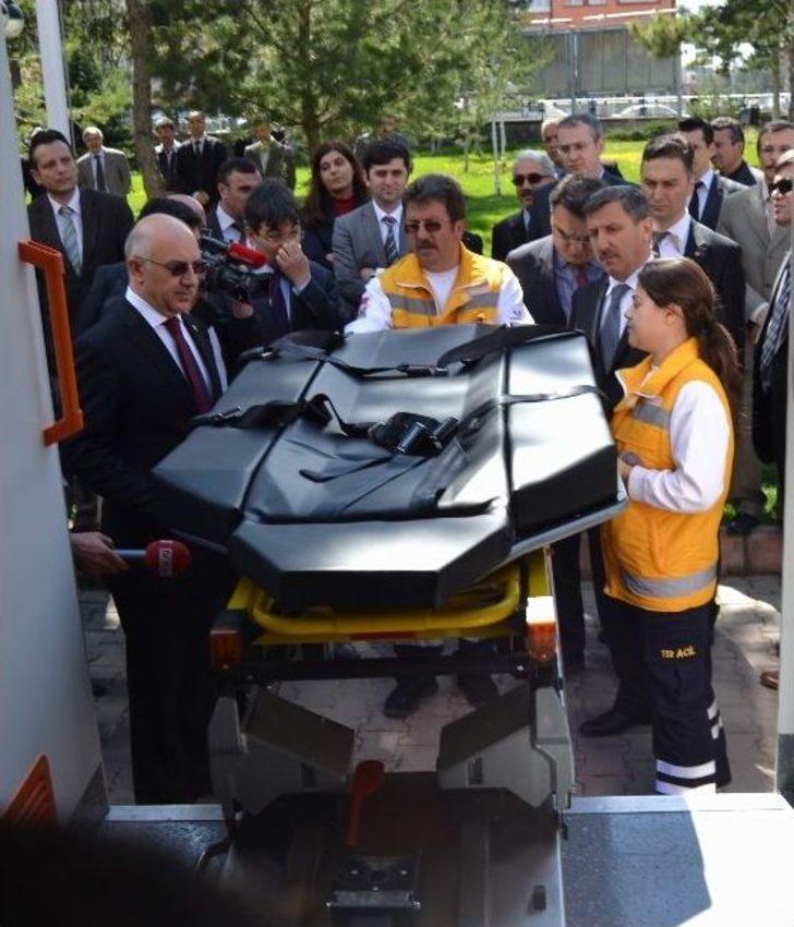 İl Sağlık Müdürlüğüne 6 Yeni Ambulans G4