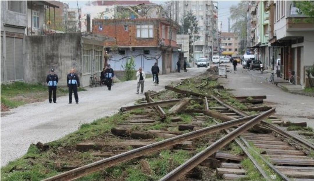&Ccedil;arşamba Tren Yolunun 3 Km&rsquo;lik Kısmı Kaldırılıyor