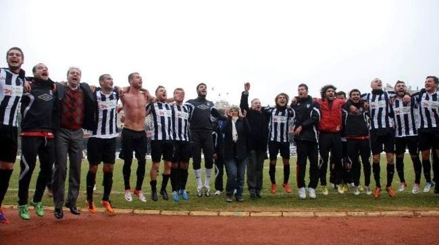 Belediye Başkanı &Ccedil;er&ccedil;ioğlu Aydınlıları Ma&ccedil;a Davet Etti