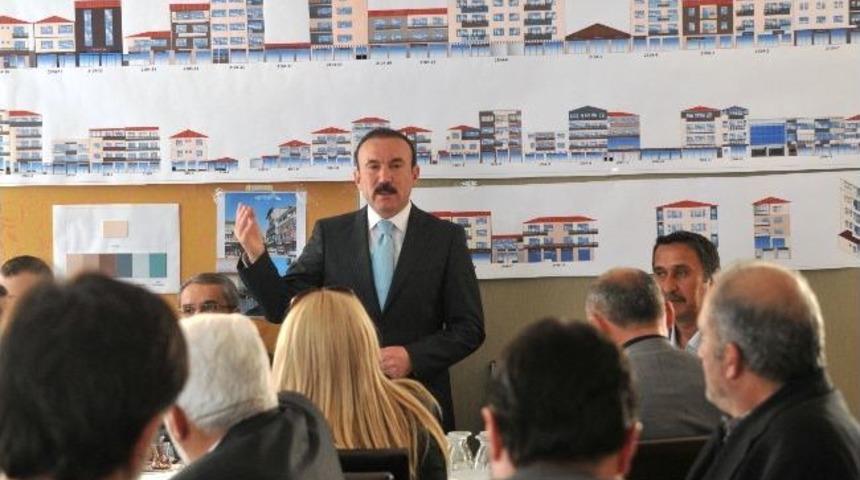 Vatandaş Kuru&ccedil;eşme Meydan &Ccedil;alışmasını Onayladı