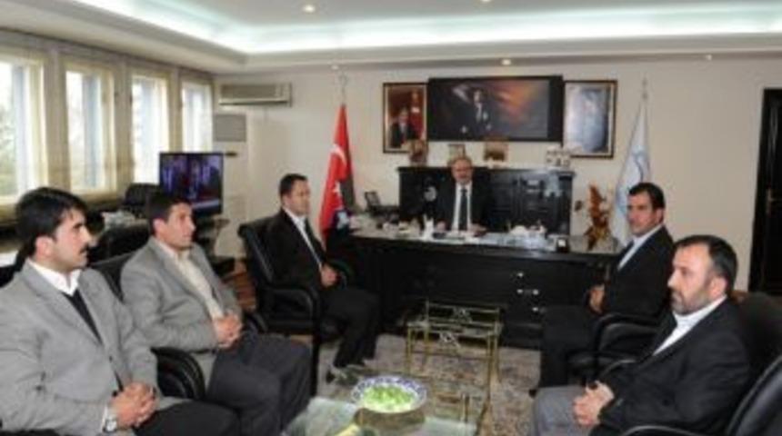 Vali Karaloğlu H&uuml;da Par Y&ouml;netimini Kabul Etti