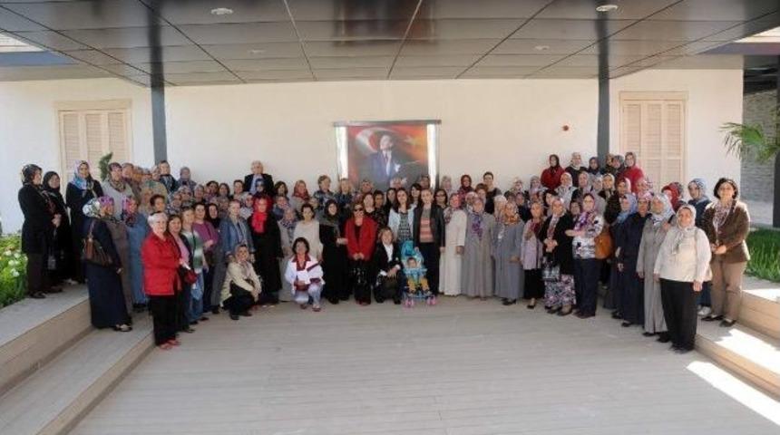 Akhisarlı Kadınlar Manisa’daki Değişimi Yakından İnceledi
