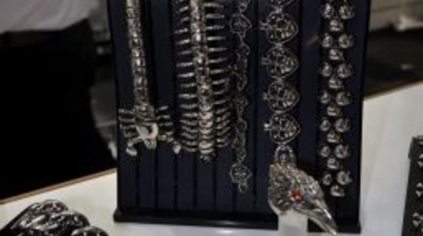 Gümüş Fuarı Cam Piramit’te Açıldı