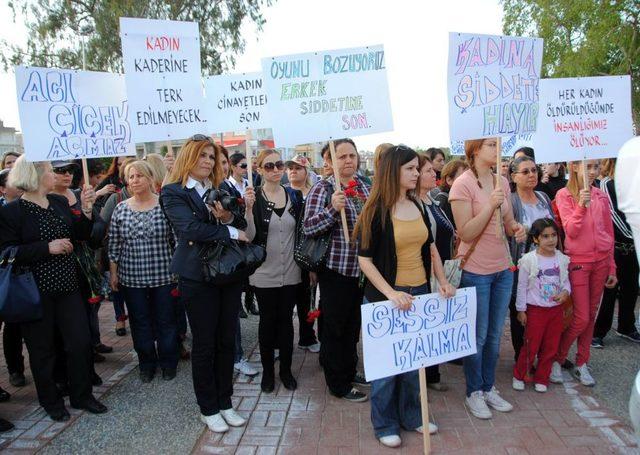 Manavgat'ta Kadın Cinayetleri Protesto Edildi