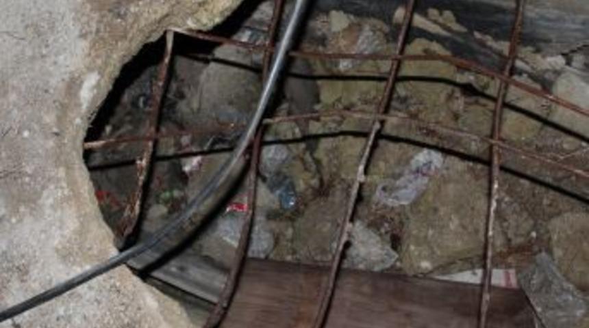 Yatılı Okulun Elektrik Kablolarını &Ccedil;aldılar, Okul Elektriksiz Kaldı