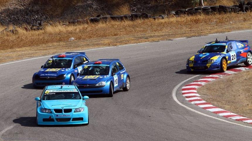 2013 T&uuml;rkiye Pist Şampiyonası Ilk Yarışı İzmir&rsquo;de