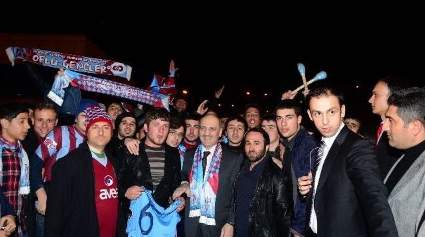 Bakan Bayraktar&rsquo;a S&uuml;priz