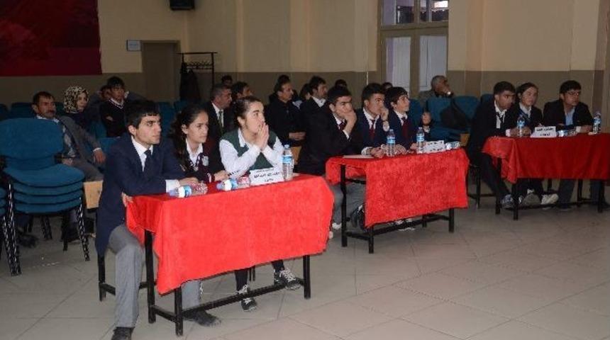 Sarıkamış&rsquo;ta Liseler Arası Bilgi Yarışması