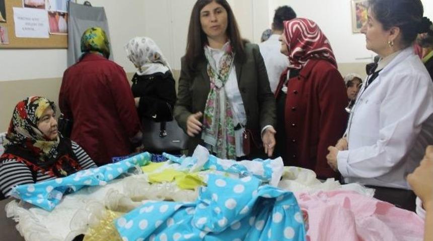 Ak Parti Milletvekili Mine L&ouml;k Beyaz Diyarbakır'da