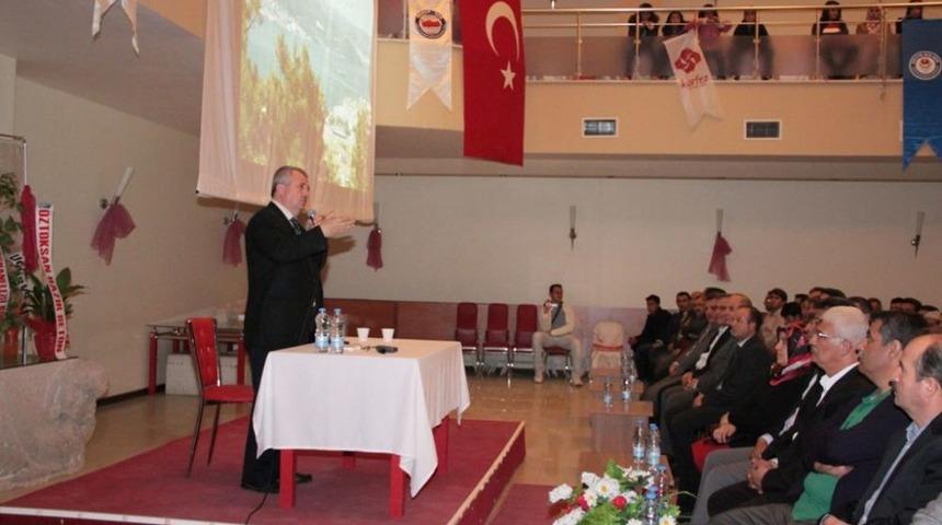 Korkuteli'nde &Ccedil;anakkale Konferansı D&uuml;zenlendi