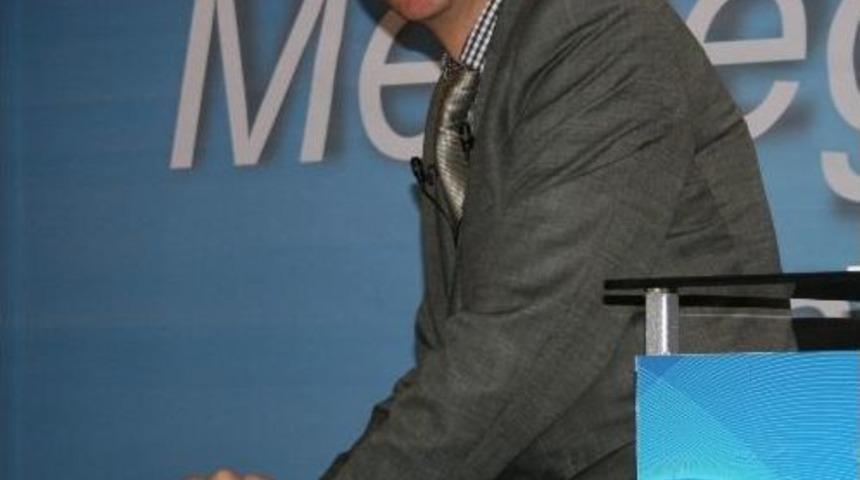 Gazeteci Erdin &Ouml;ğrencilerle Buluştu