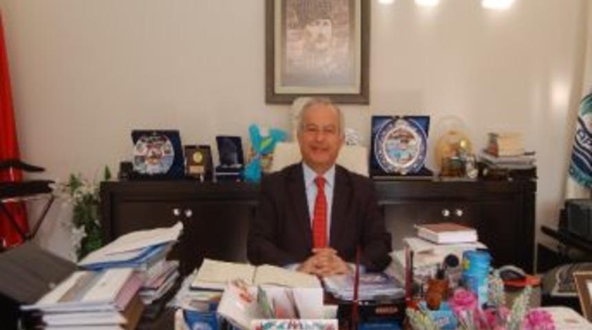 Lapseki&rsquo;de Evlere Doğal İ&ccedil;me Suyu Geliyor