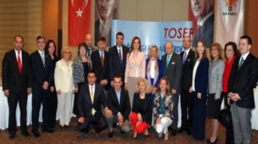 İzmir&rsquo;e G&ouml;&ccedil;le Yerleşen 600 Aile I&ccedil;in 'Şehre Uyum' Projesi Başlatıldı