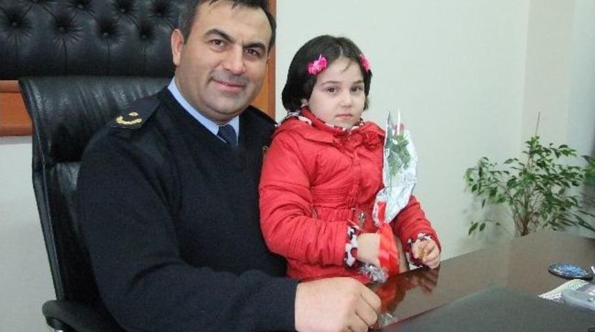 Miniklerden Polis Amcalarına Ziyaret