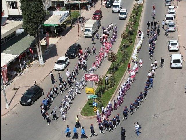 Türkiye Halkoyunları Teke Yöresi Grup Yarışmaları Başladı