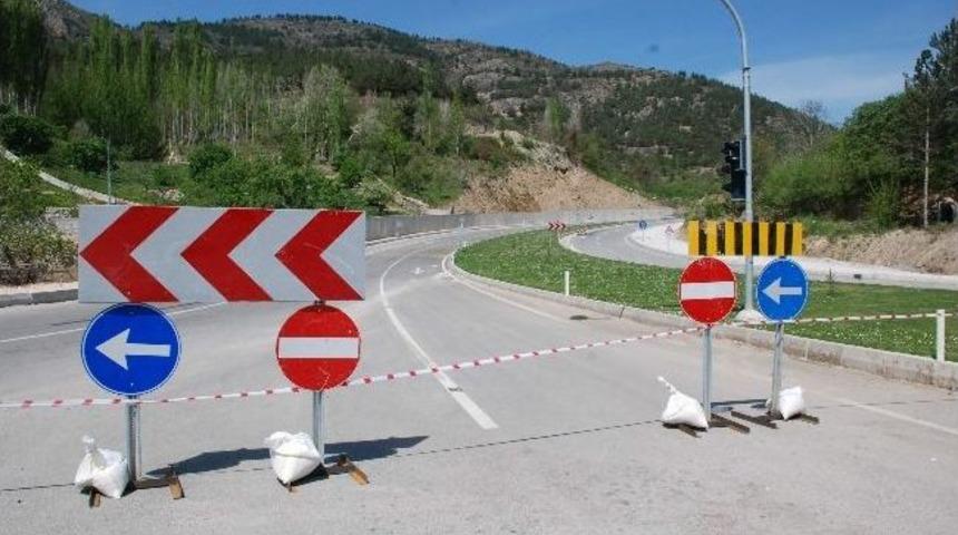 Tokat &Ccedil;evre Yolu Trafiğe Kapatıldı