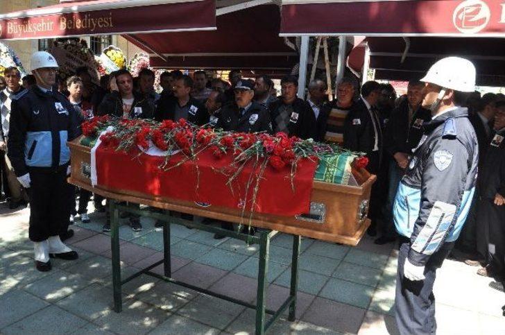 Eskişehir Büyükşehir Belediyesi Genel Sekreteri Mustafa Mansız Son Yolculuğuna Uğurlandı G3