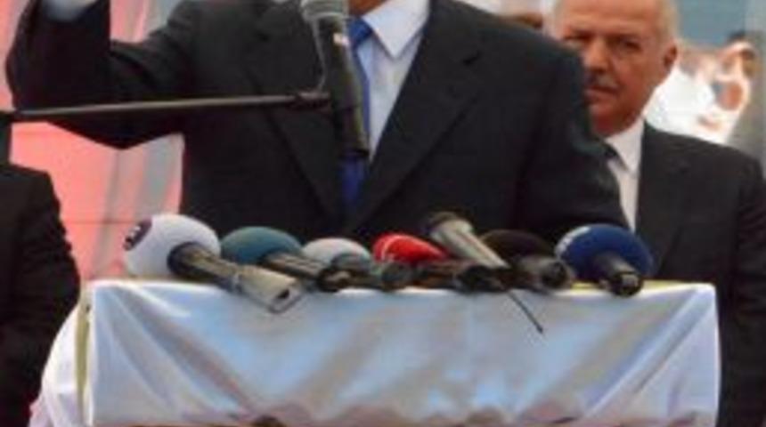 Kılı&ccedil;daroğlu: Akil Adam, Aklını Kiraya Vermeyen Adamdır