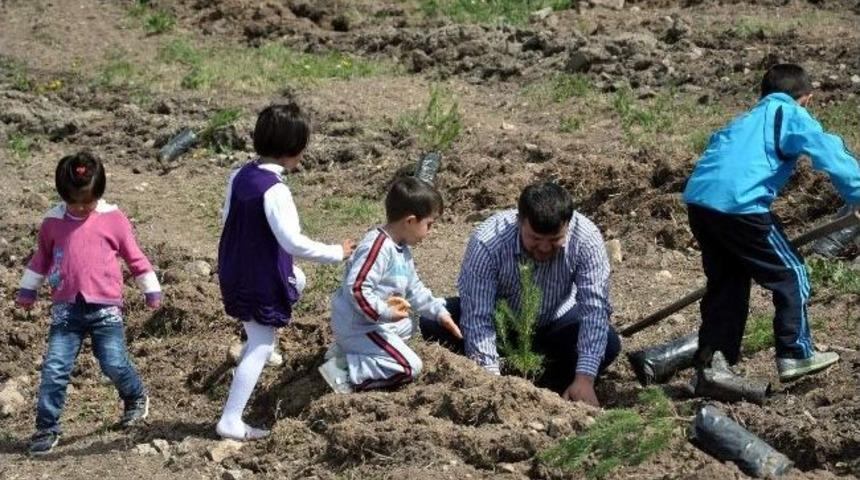 Yerk&ouml;y&rsquo;de Bin 600 &Ccedil;am Toprakla Buluştu