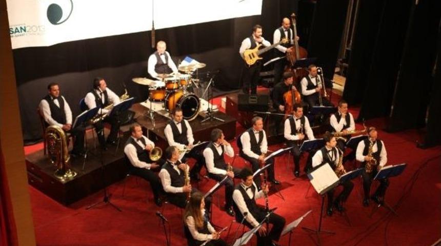 Kent Orkestrası Yeni Repertuarını Paylaştı