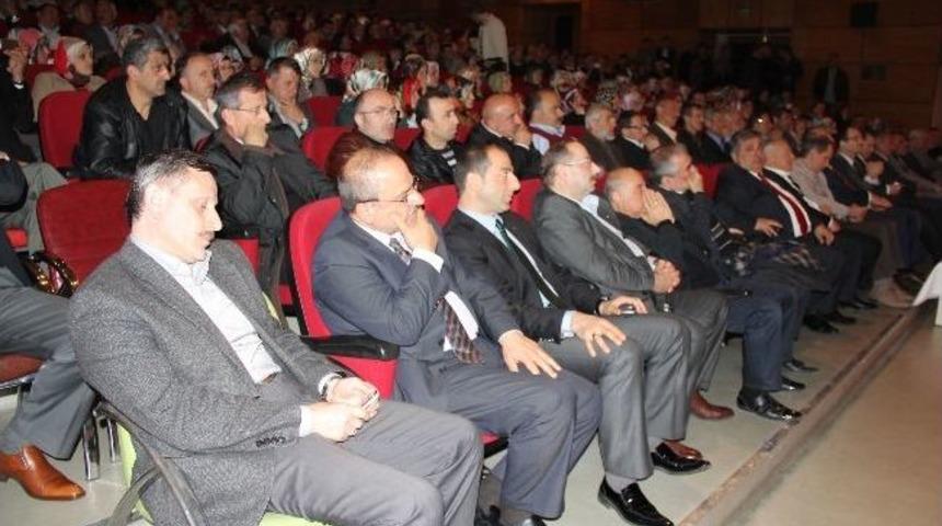 Akil Adamlar Heyeti Karadeniz B&ouml;lge Başkanı Hakyemez Rize'de Başkanlık Sistemini Anlattı