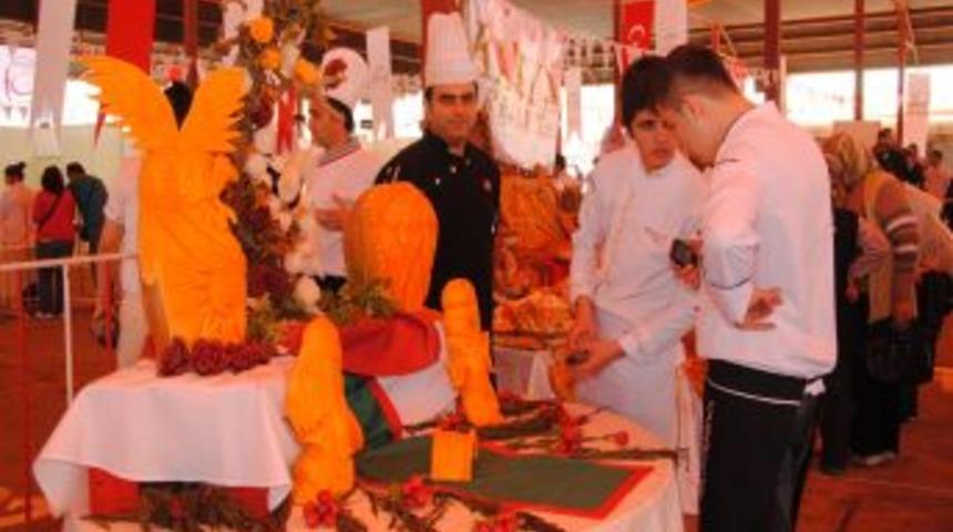 Manavgat Ulusal Aş&ccedil;ılar Yarışması 700 Aş&ccedil;ının Katılımıyla Başladı