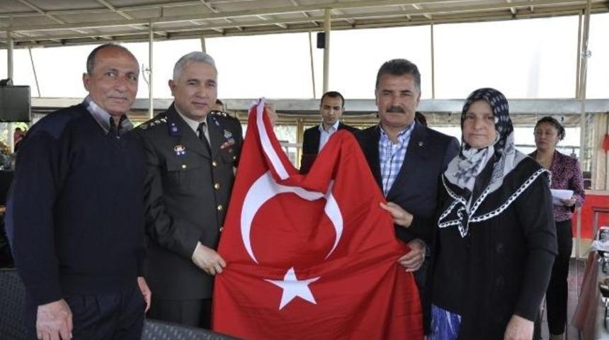 Başkan Tuna, Şehit Aileleri İle Bir Araya Geldi