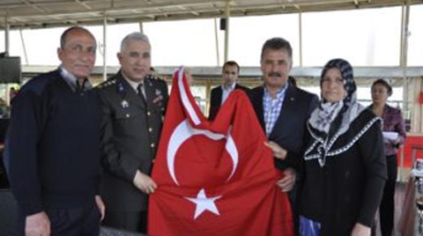 Başkan Tuna Şehit Aileleri ile bir araya geldi