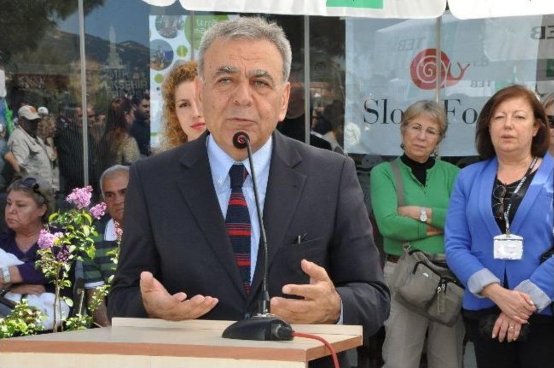 Fo&ccedil;a'da Slow Etkinlikleri Başladı