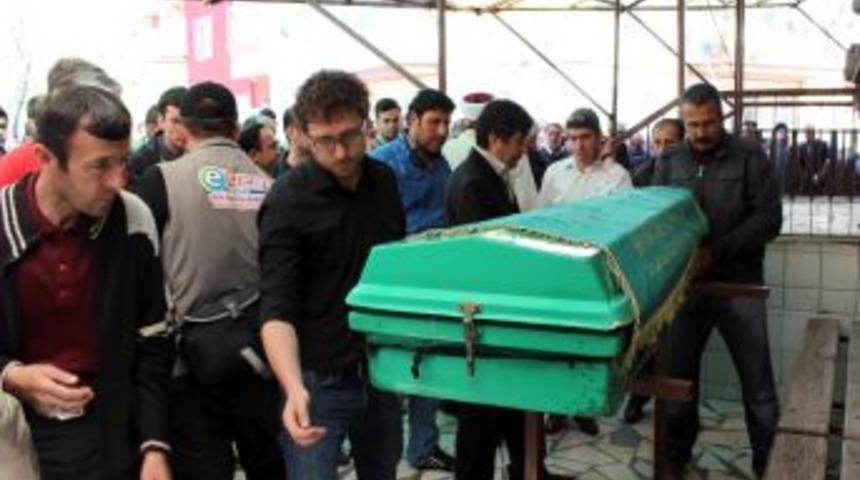 Kazada &Ouml;len Gen&ccedil; &Ouml;ğretmen Muradına Eremedi