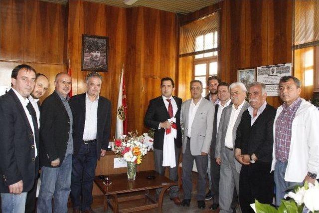 Bergama Belediyespor'dan İlçe Emniyet Müdürüne Ziyaret