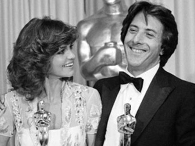 Oscar heykelciğinin başına gelmeyen kalmadı! 3