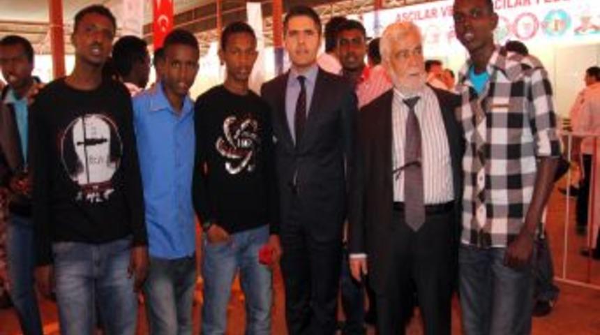 Somalili &Ouml;ğrencilerin Hikayeleri Kısa Filmle Anlatılacak