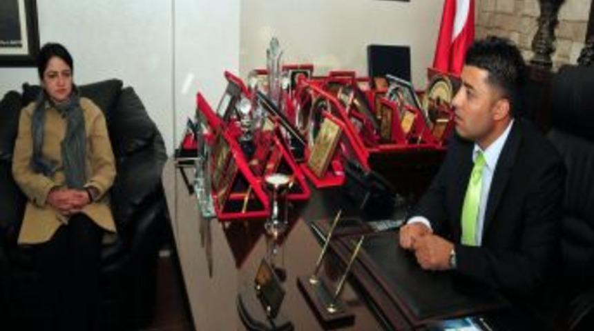 AK Partili Orhan'dan G&ouml;revine Iade Edilen BDP'li Başkan Durmaz'a Ziyaret