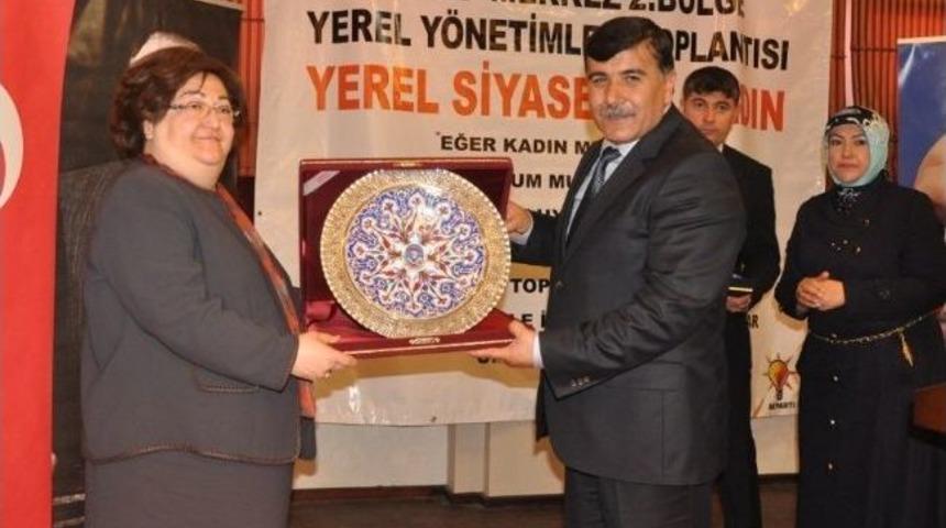 Emet'te Yerel Y&ouml;netimler Toplantısı