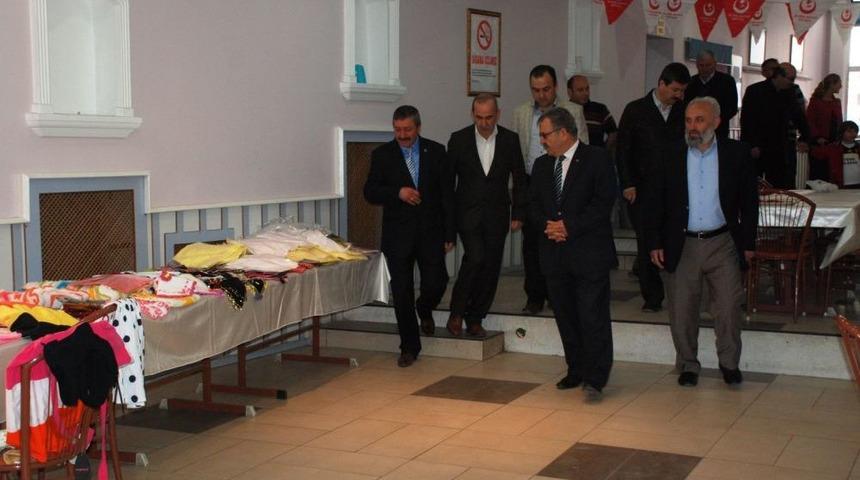 Gazze'de Yaptırılan Muhsin Yazıcıoğlu K&uuml;lliyesi Yararına Kermes