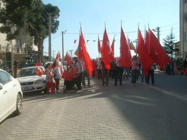 Burhaniye’de Atatürk’ün Gelişinin 79. Yılı Kutlandı