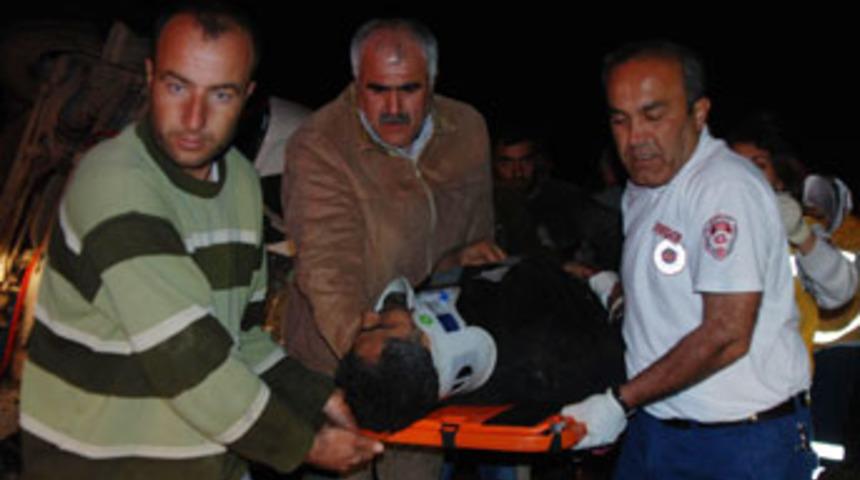 Beton mikserinde sıkışan s&uuml;r&uuml;c&uuml; 3 saatte kurtarıldı