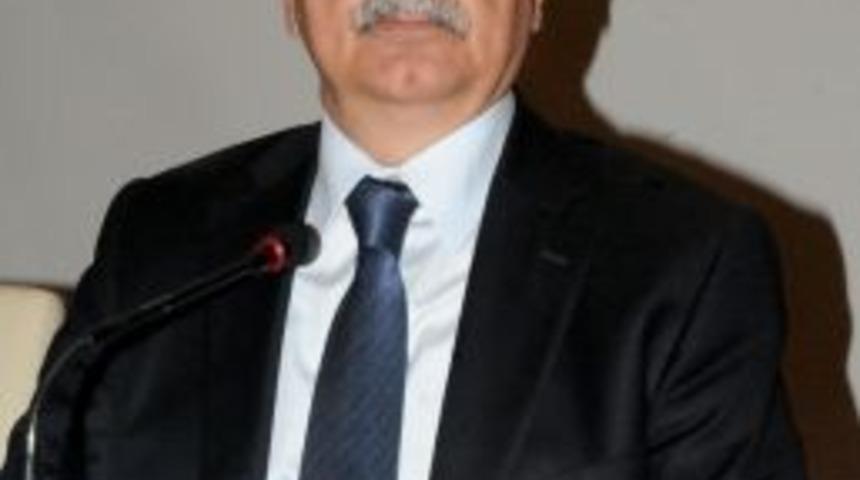 Bakan Yılmaz: Çözüm Istemeyenler Kaptana Kızıp Gemiyi Batırmaya Çalışıyor