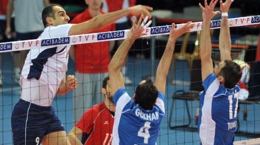 Altınordu Konak Belediyesi Erkek Voleybol Takımı 1. Lige &Ccedil;ıktı