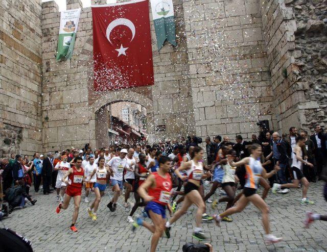 Uluslararası Tarihi Kent Koşusu Büyük Ilgi Gördü