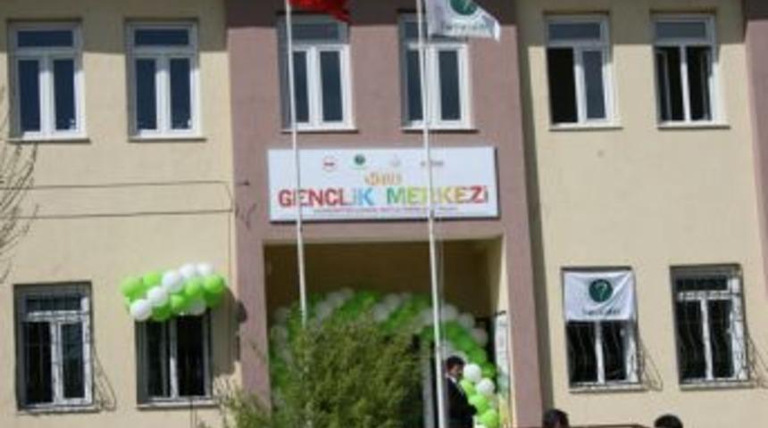 Hayat-Der&rsquo;den iki proje